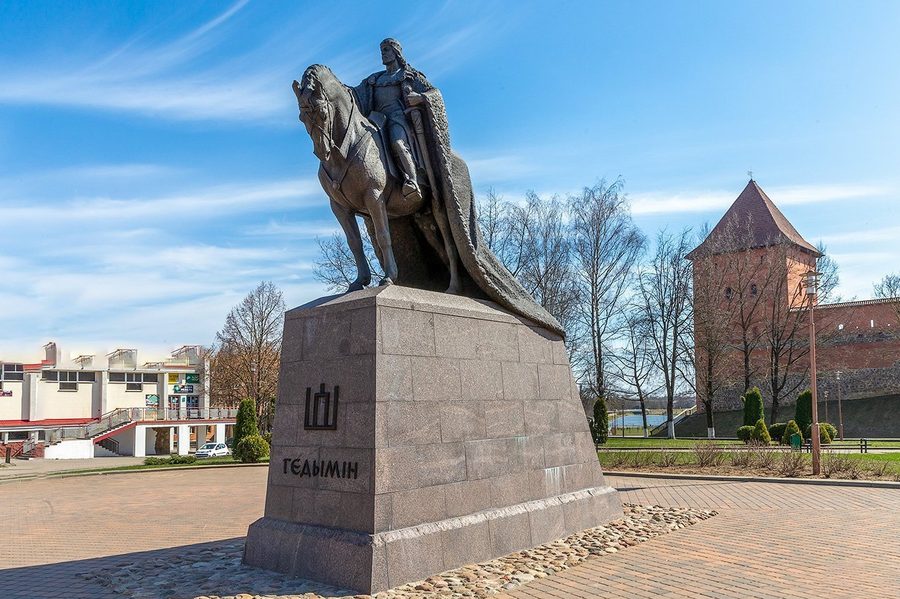 Памятник Давыду Городенскому