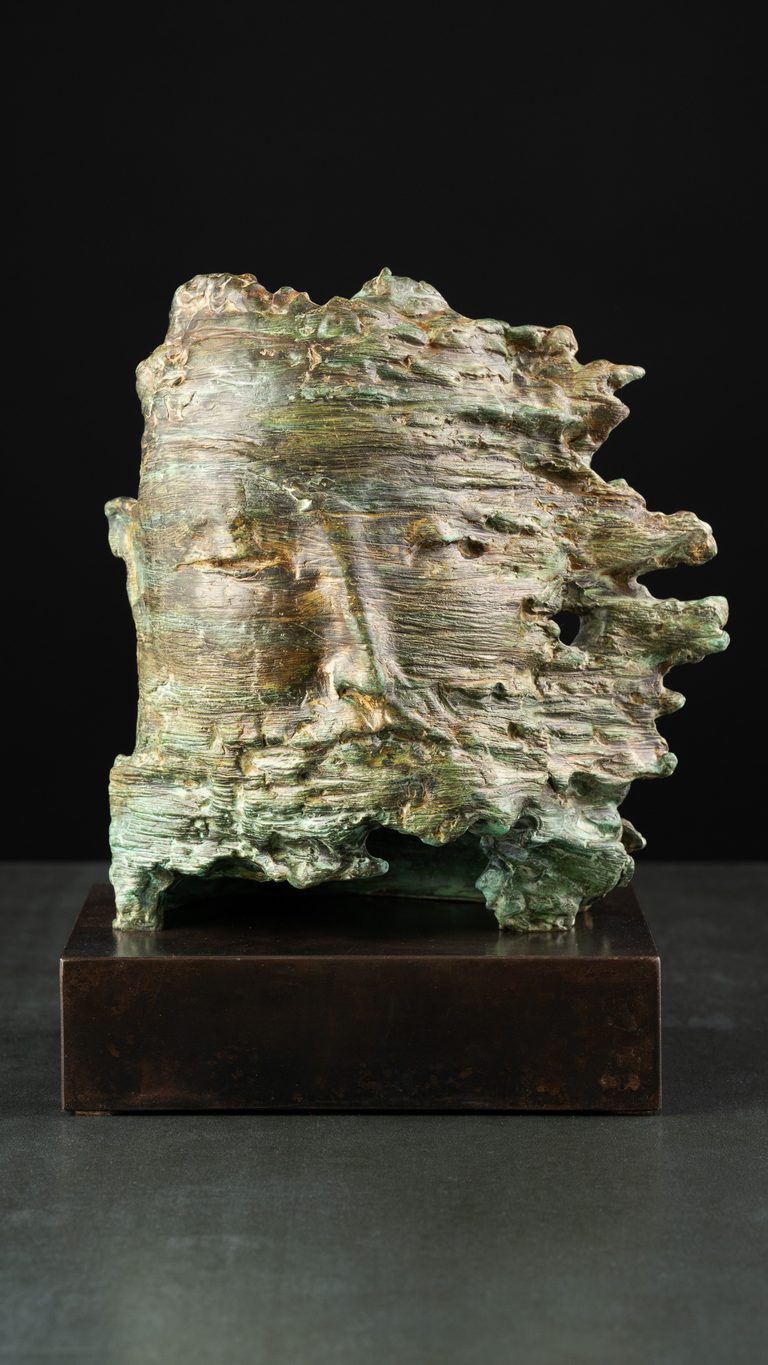 Sculpture “Desert Wind”, bronze, steel // 8.7 w x 11 h x 5.9 d in // 2020. Artist — Sergei Oganov.