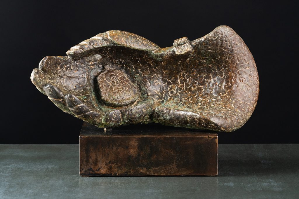 Sculpture “Glove”, bronze, steel // 15.7 w x 9.8 h x 6.7 d in // 2012. Artist — Sergei Oganov.