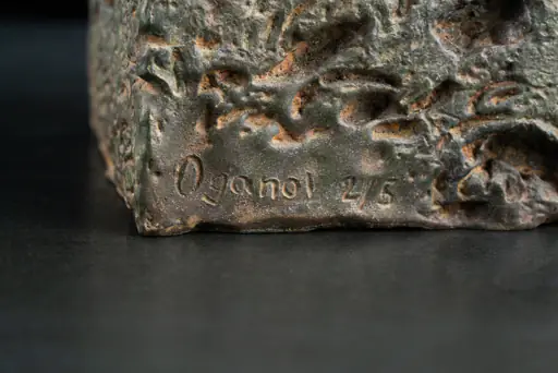 Sculpture “Icarus, edition 2/5”, bronze // 7.9 w x 11.8 h x 6.3 d in // 2025. Artist — Sergei Oganov.