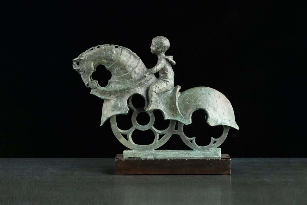 Sculpture “Iron horse”, bronze, steel // 13.8 w x 11.8 h x 3.9 d in // 2014. Artist — Sergei Oganov.