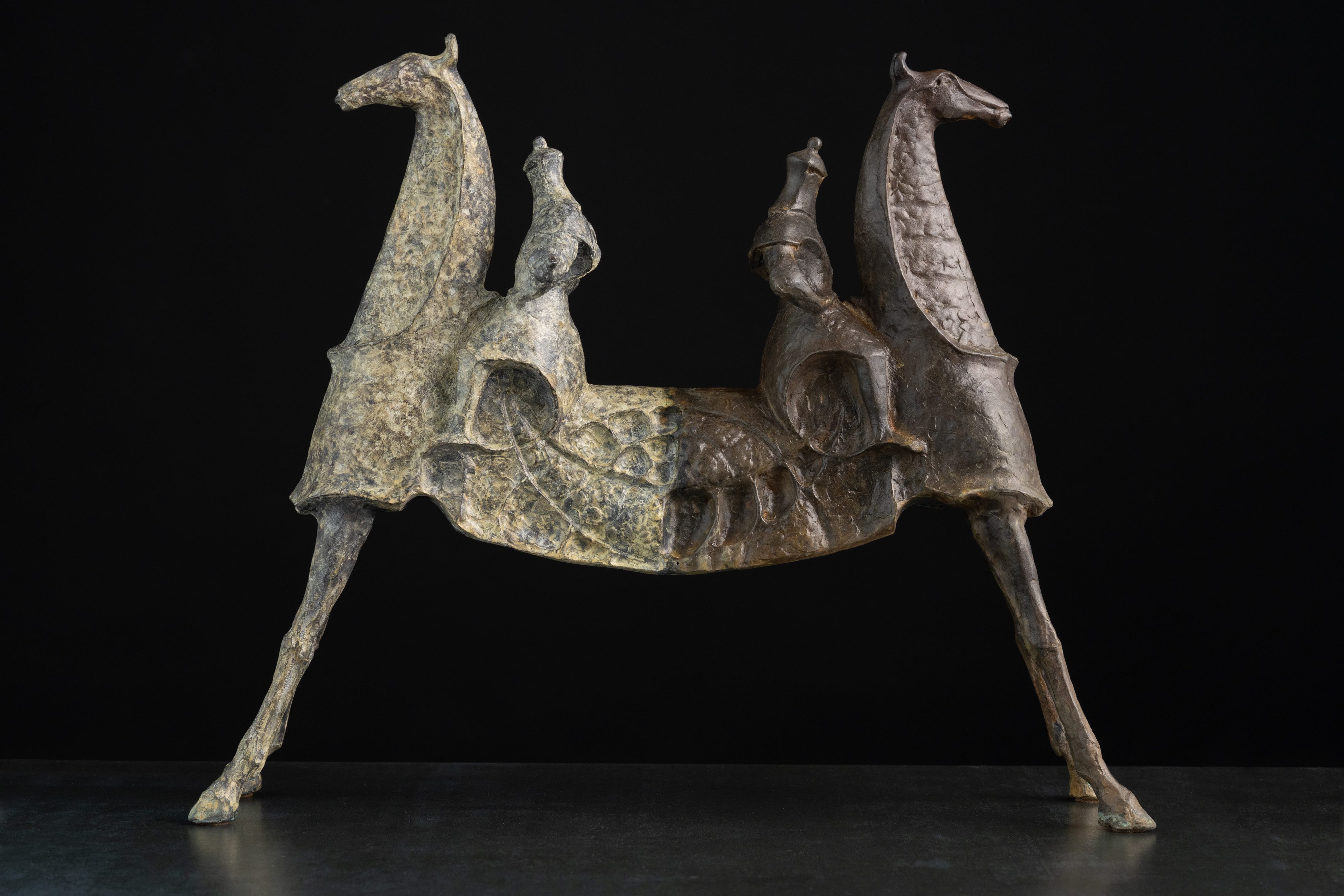 Скульптура «Ночная стража» — бронза, 2016. Автор — Сергей Оганов.