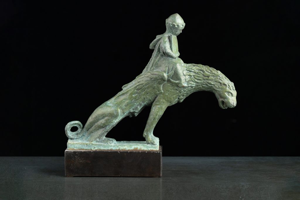 Sculpture “When Lambs Become Lions”, bronze, metal // 13.4 w x 13.4 h x 5.9 d in // 2013. Artist — Sergei Oganov.